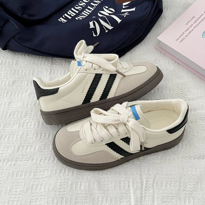 Vintage-style sneakers for women, new style white sneakers, trendy women's sneakers for students, casual sneakers, board shoes