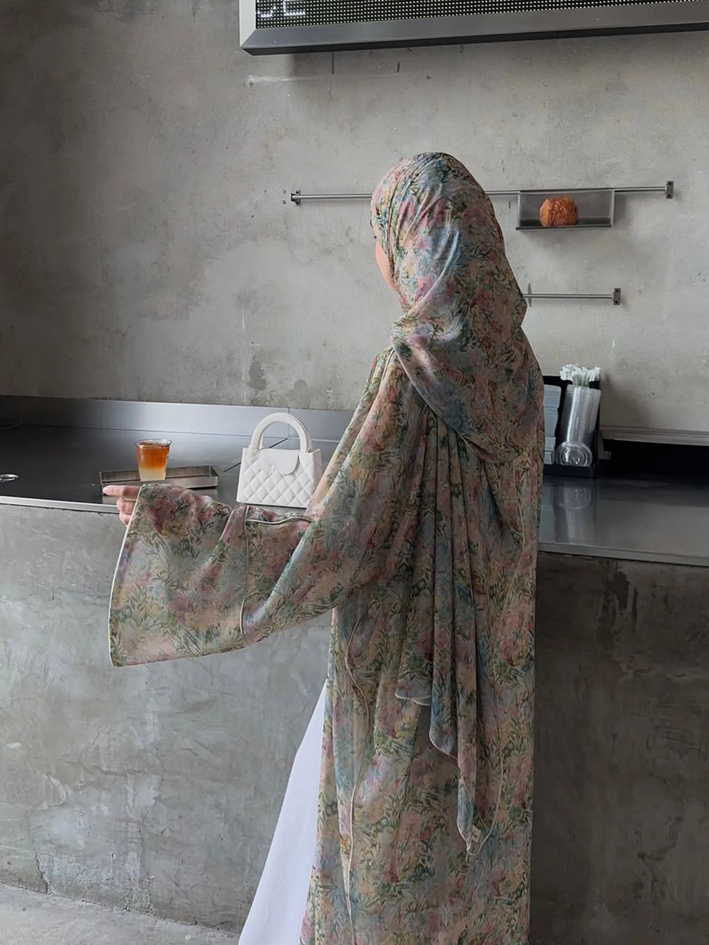 Middle Eastern Elegant Arabic Traditional Cardigan Long-Sleeved Floral Print Abaya Robe with Headscarf