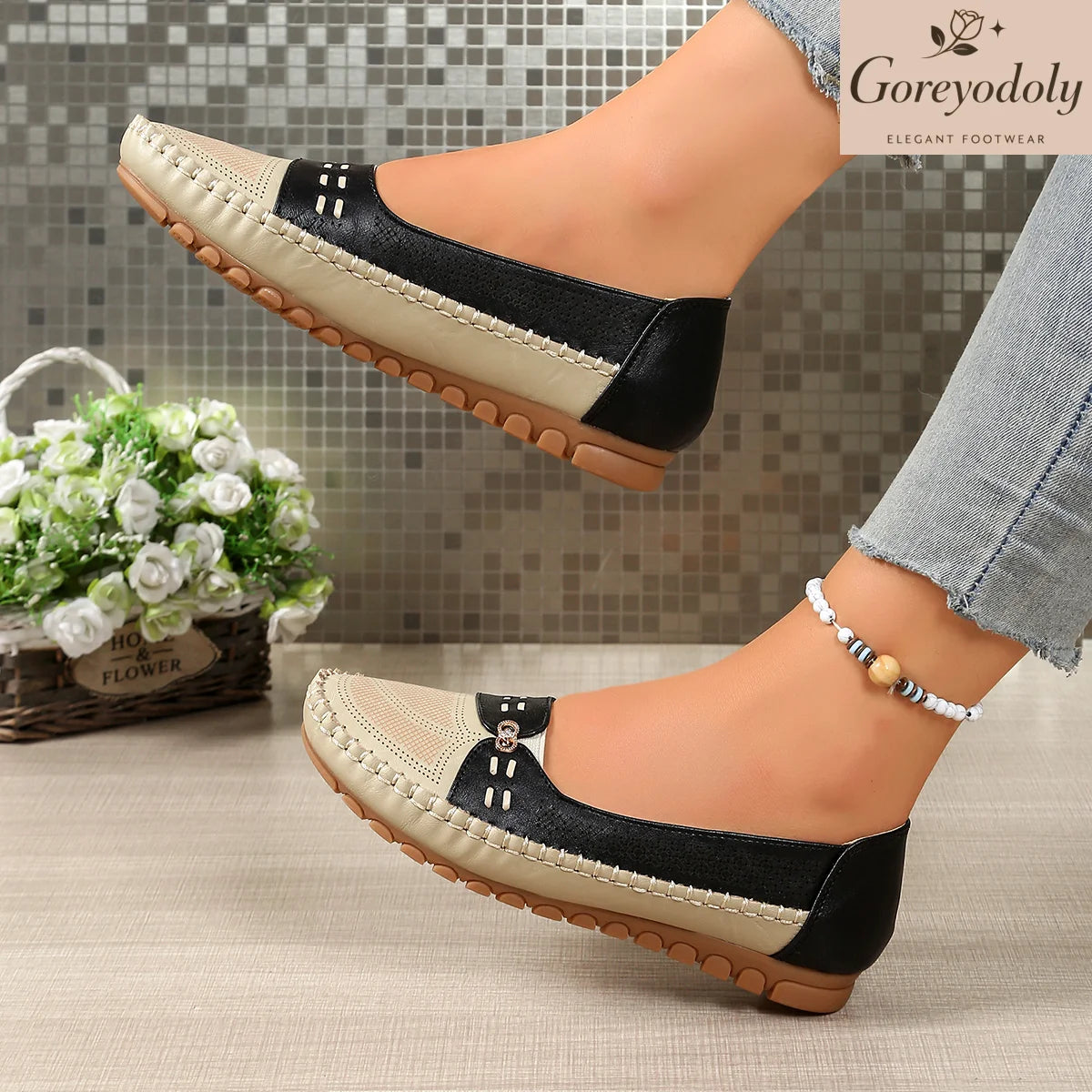 goreyodoly Women Slip On Loafers Wide Fit Comfortable Flats Lightweight Breathable Colorblock Shoes Chain Detail Durable Rubber