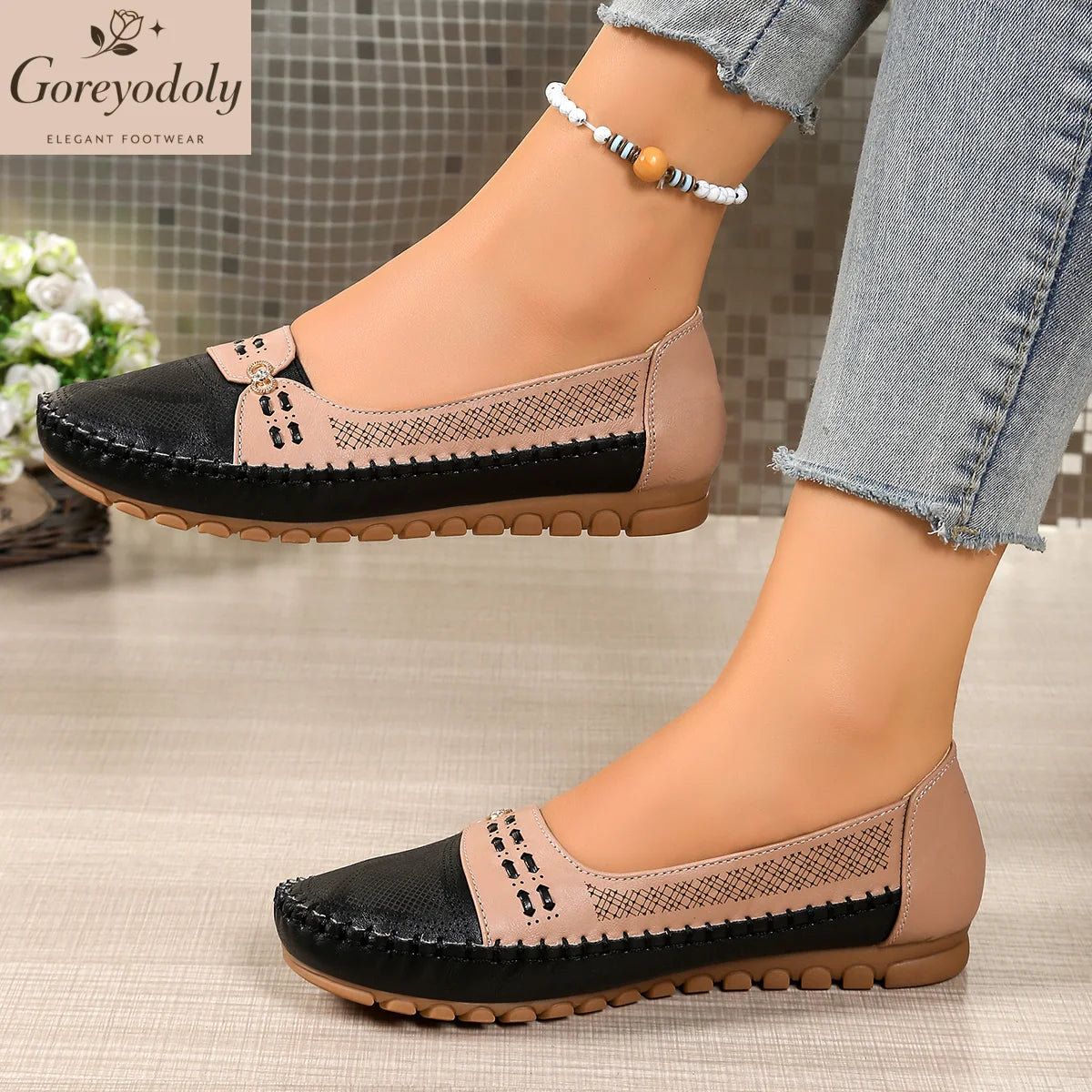 goreyodoly Women Slip On Loafers Wide Fit Comfortable Flats Lightweight Breathable Colorblock Shoes Chain Detail Durable Rubber